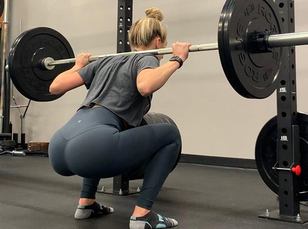 Các bài tập Squat giúp vòng 3 săn chắc