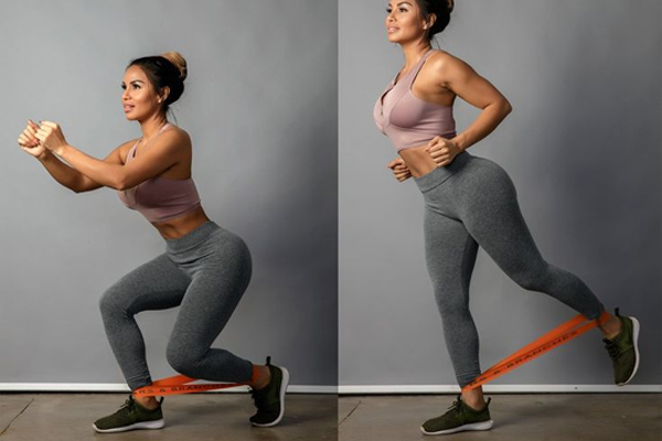 Bài tập Split Squat with Booty Band