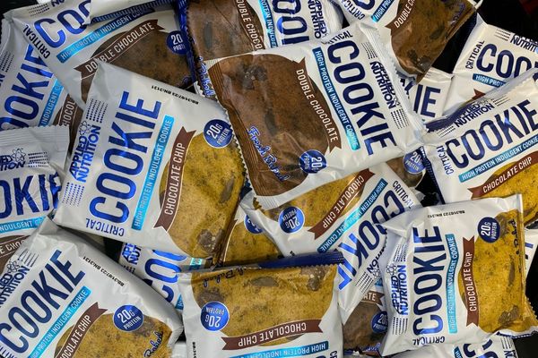 Hop-12-Banh-Applied-Critical-Cookie