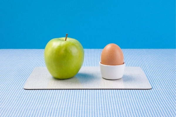 Thực đơn giảm cân cùng trứng và táo