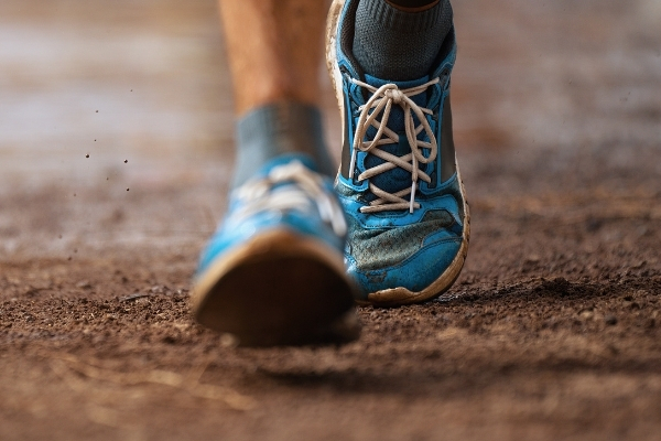 Chọn một đôi giày chuẩn là bước đầu hoàn thiện phương pháp chạy bộ đúng cách