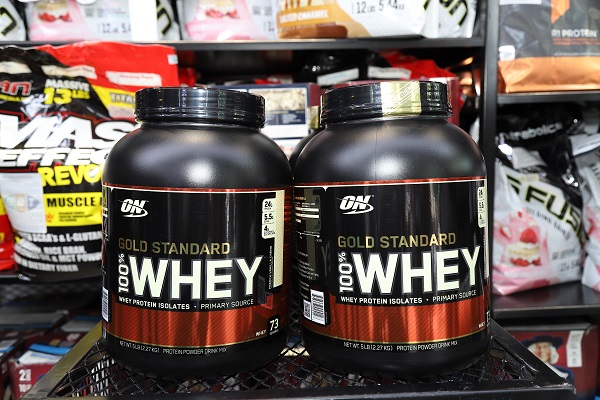 Dưới 18 tuổi không nên dùng Whey protein