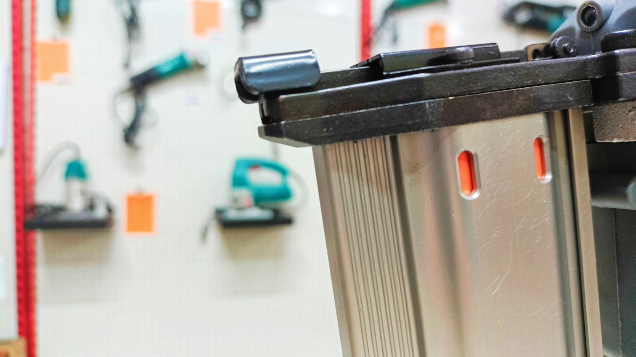 Thân súng bắn đinh gỗ pin 21v F50 Hukan HM21-G2-SBD113BL