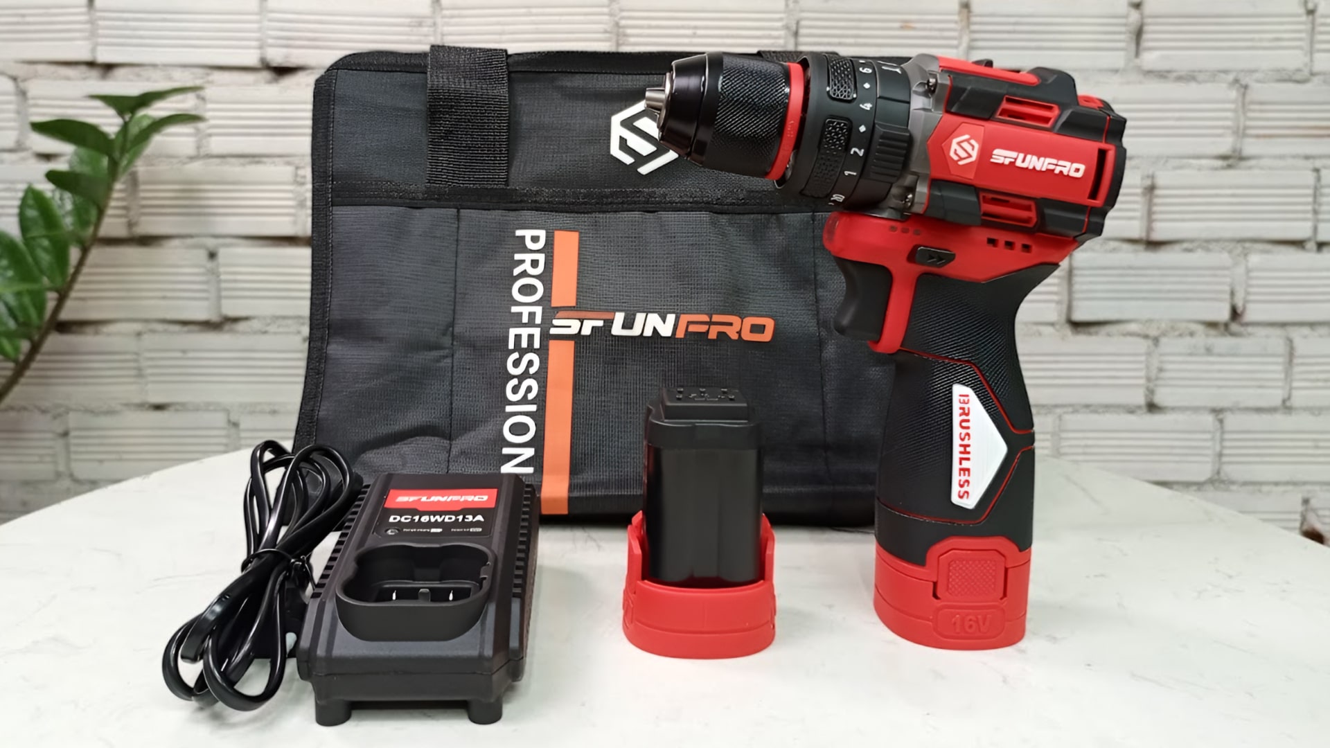 10 Lý Do Tại Sao Máy Khoan Pin 16V Sfunpro Là Lựa Chọn Tuyệt Vời