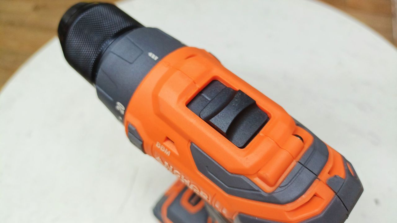 Máy khoan pin 20V 10mm Anchor M20-DCE1 (pin phổ thông)