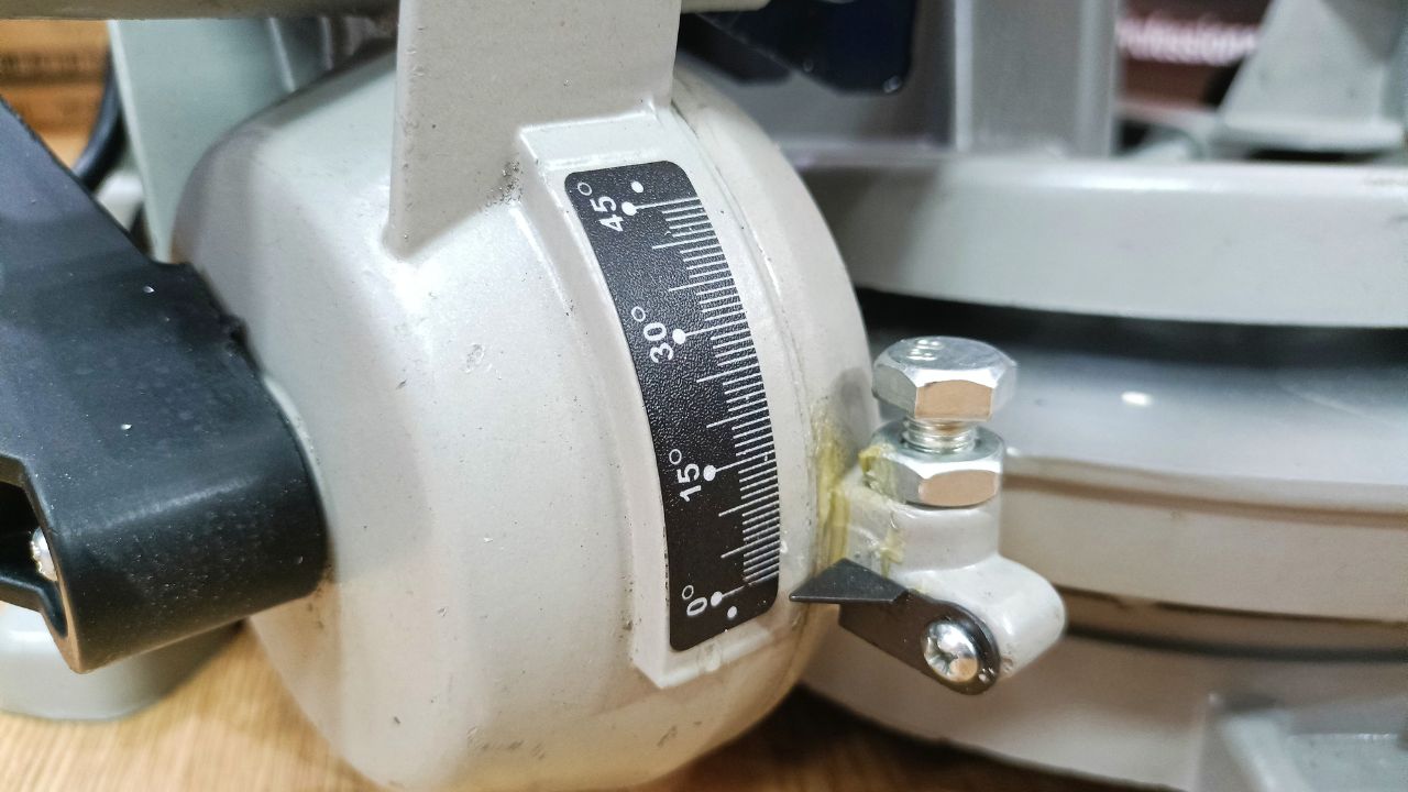 Máy cắt nhôm đa góc 1650W 255mm BODA M255