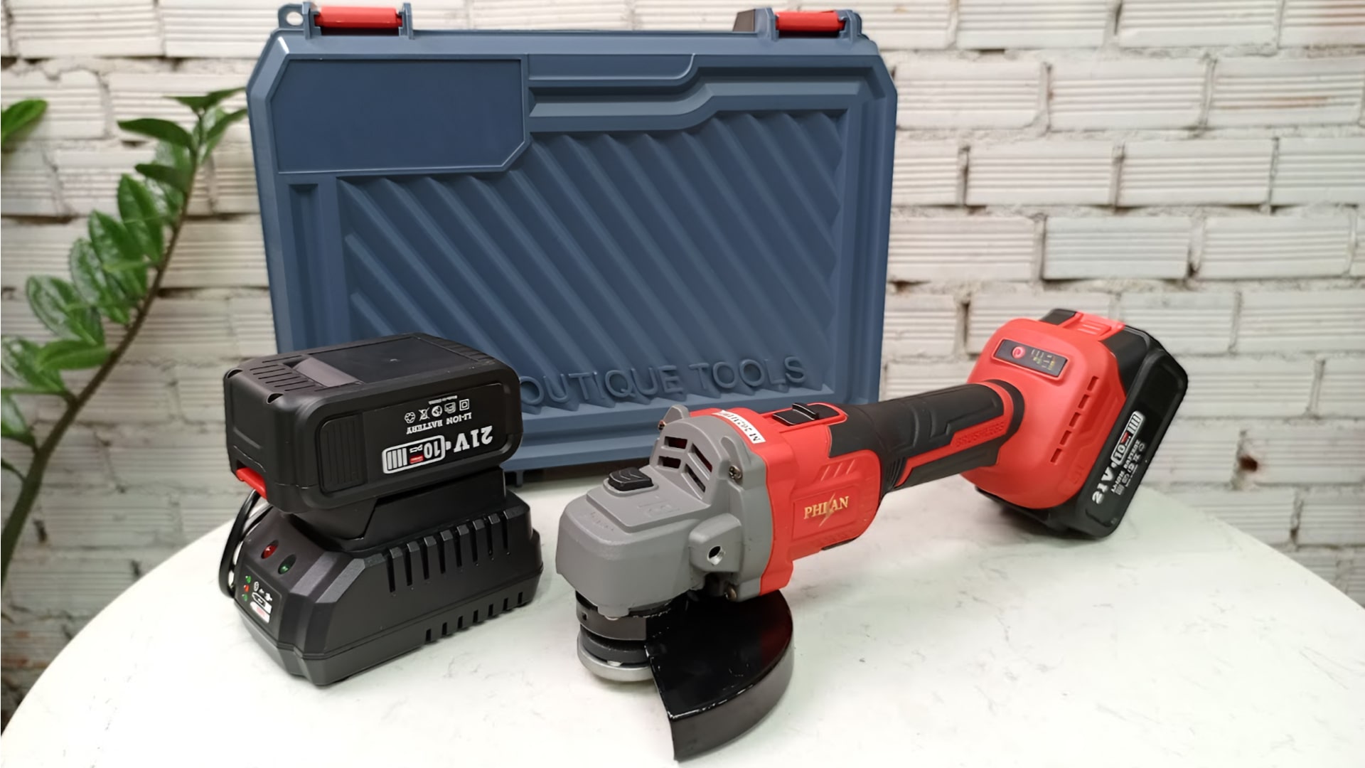 7 Dụng cụ cầm tay cần có cho công việc làm mộc DIY