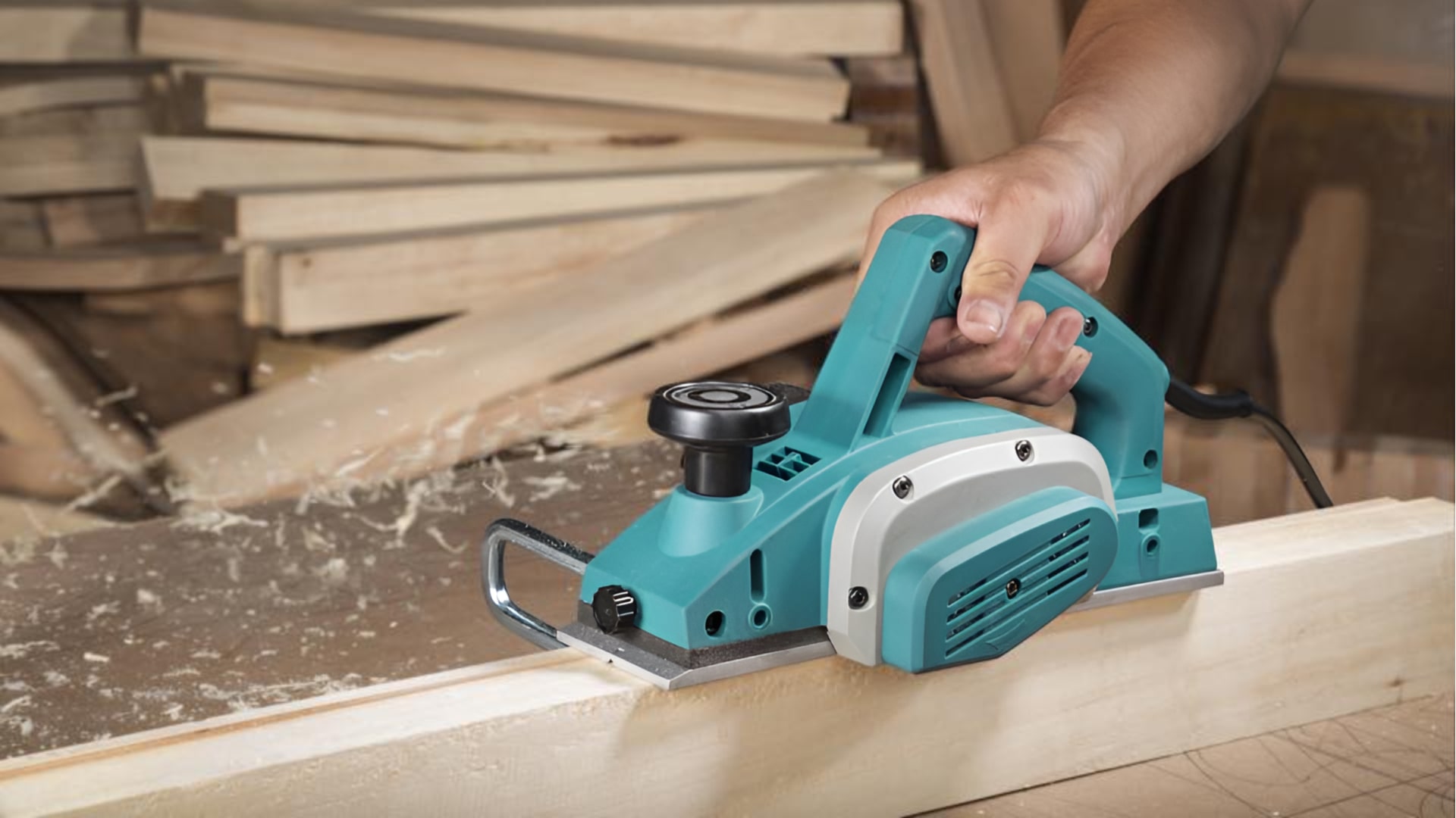 7 Dụng cụ cầm tay cần có cho công việc làm mộc DIY