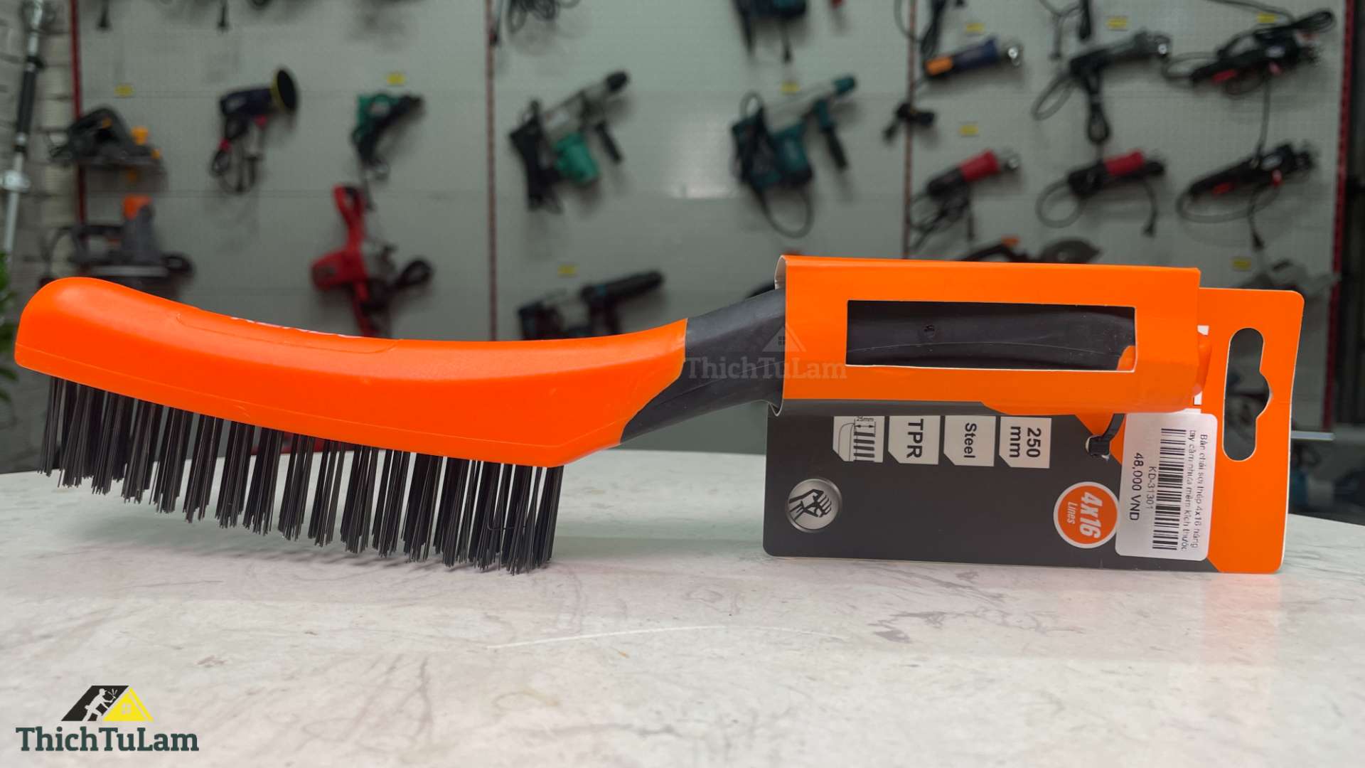 Bàn chải sợi thép 4x16 hàng tay cầm nhựa mềm 10inch 250mm Kendo 31301