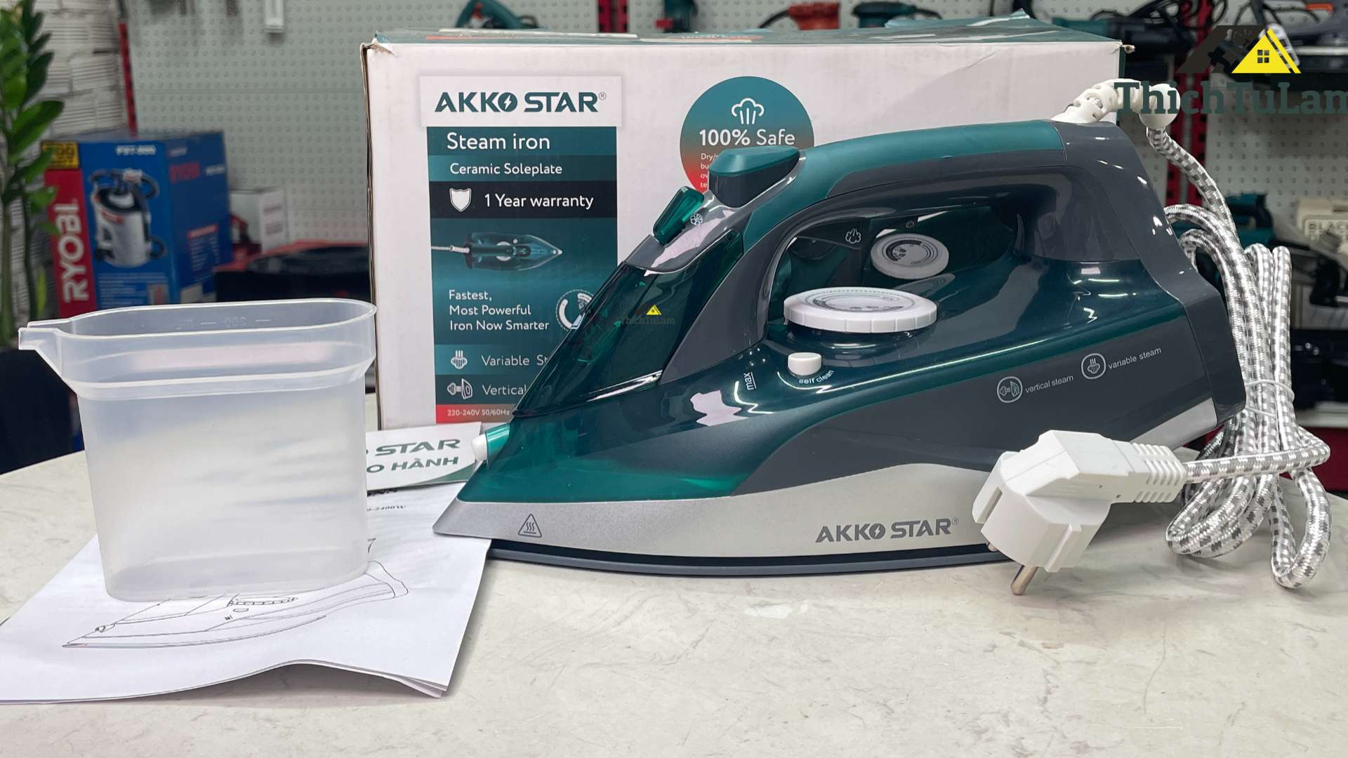 Bàn ủi hơi nước 2.200W AKKO STAR 86941 và phụ kiện