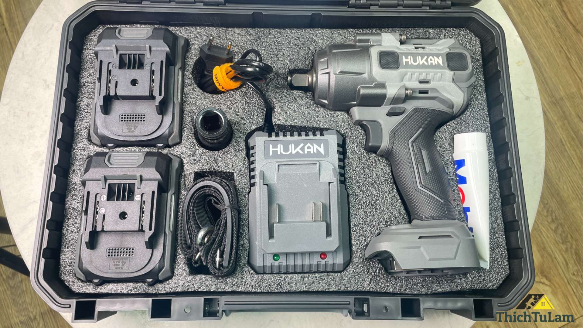 Bộ máy bắn bu lông pin 21v 1000Nm Hukan Gen 2 HM21-G2-IW1000N.2