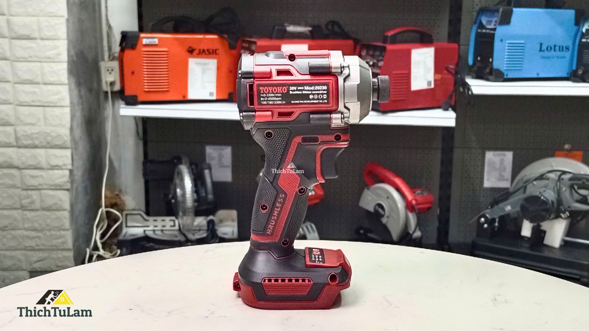 Bộ máy bắt vít pin M21V 230Nm Toyoko T20230F (2pin 4Ah + 1 sạc) - 3