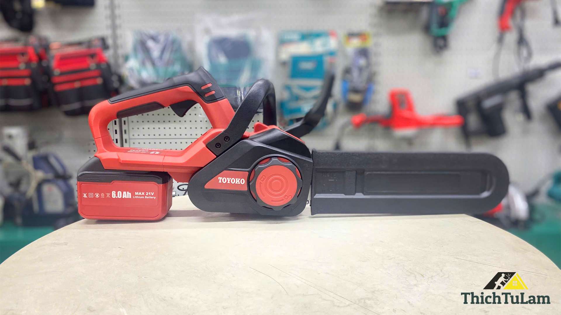 Bộ máy cưa xích pin M21V 254mm Toyoko T12301F (2 pin +1 sạc)