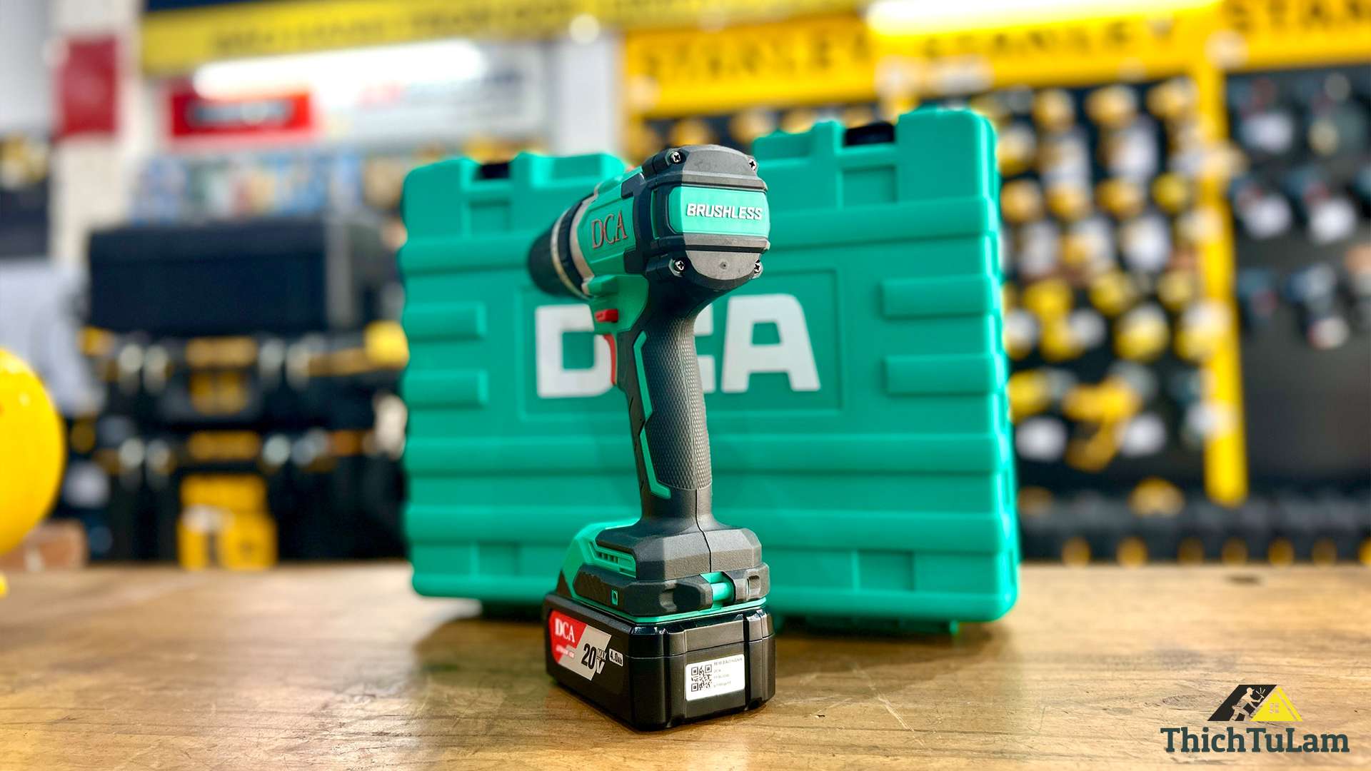 Bộ máy khoan 20V 1 pin 4Ah 120Nm DCA ADJZ03-13DM