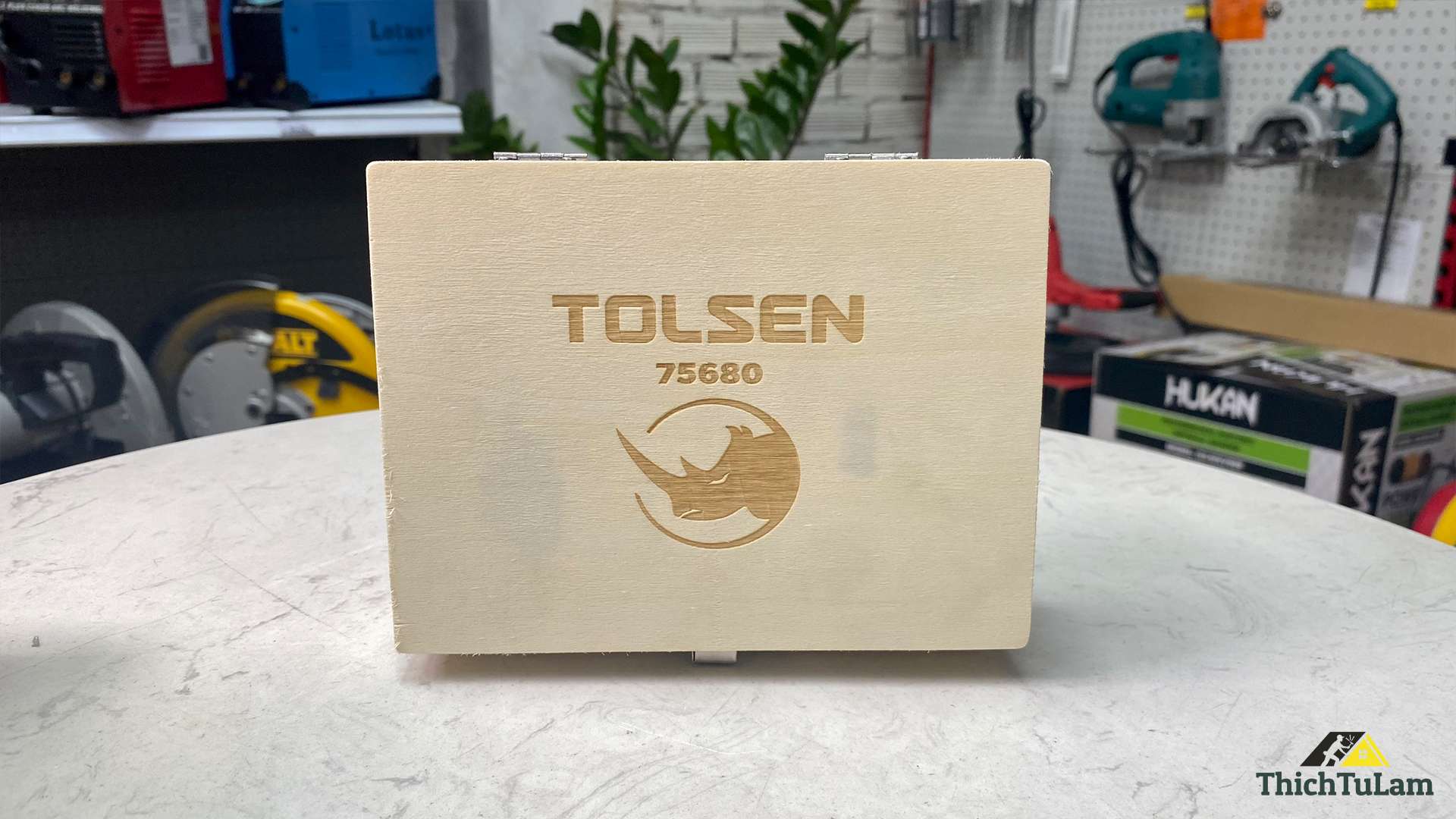 Bộ mũi phay 6.35mm 12 chi tiết Tolsen 75680