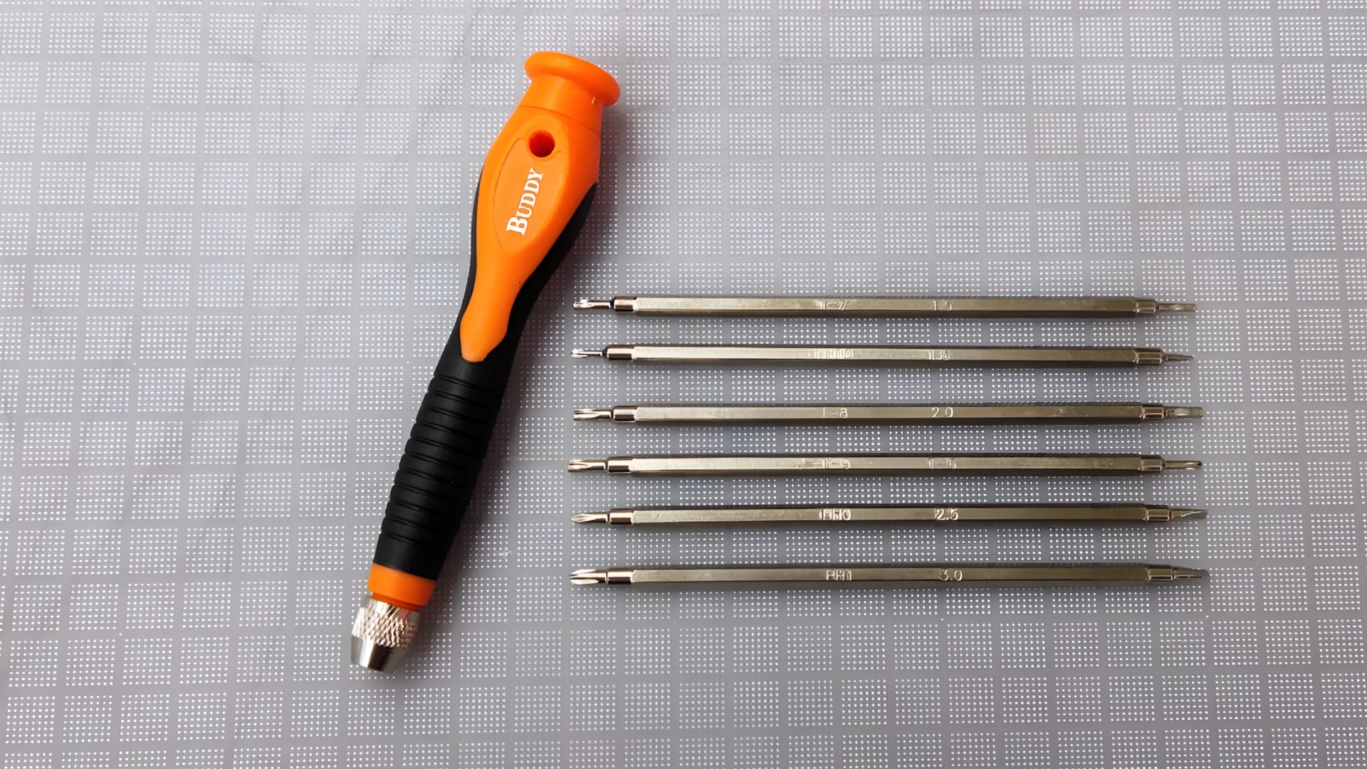 Bộ tua vít đa năng 7 chi tiết Buddy BA0004