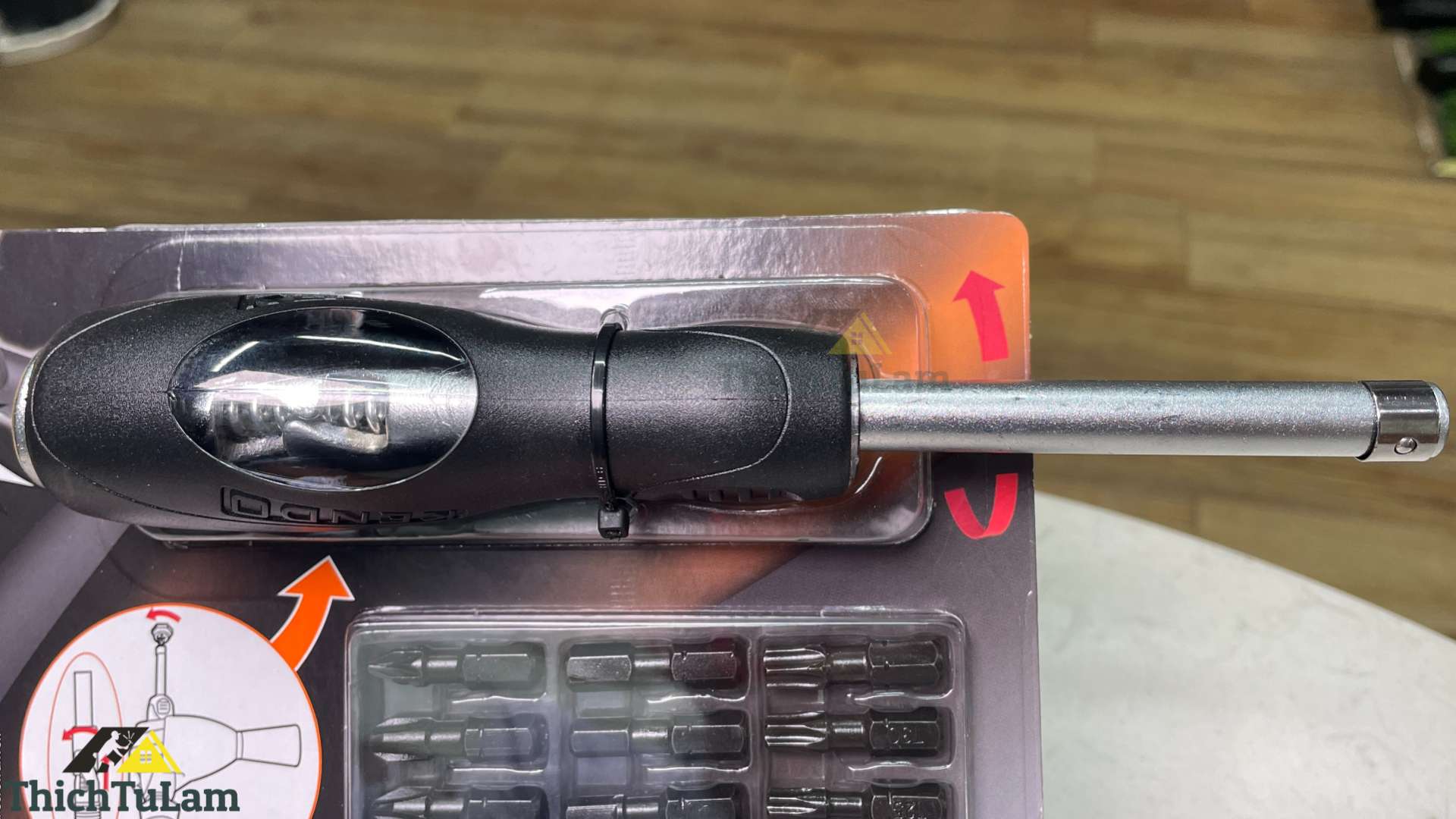 Bộ tua vít đóng xoay 13 chi tiết chất liệu thép S2 Kendo 20021