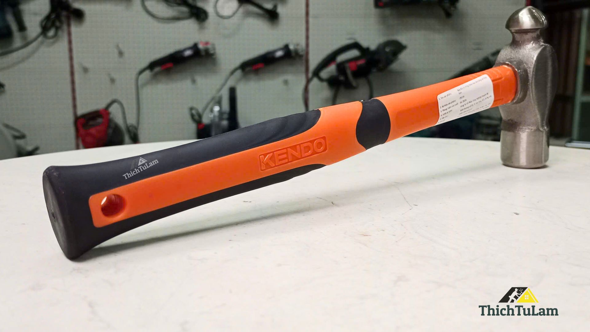 Búa đầu bi 450g16oz tay cầm bằng sợi thủy tinh Kendo 25139