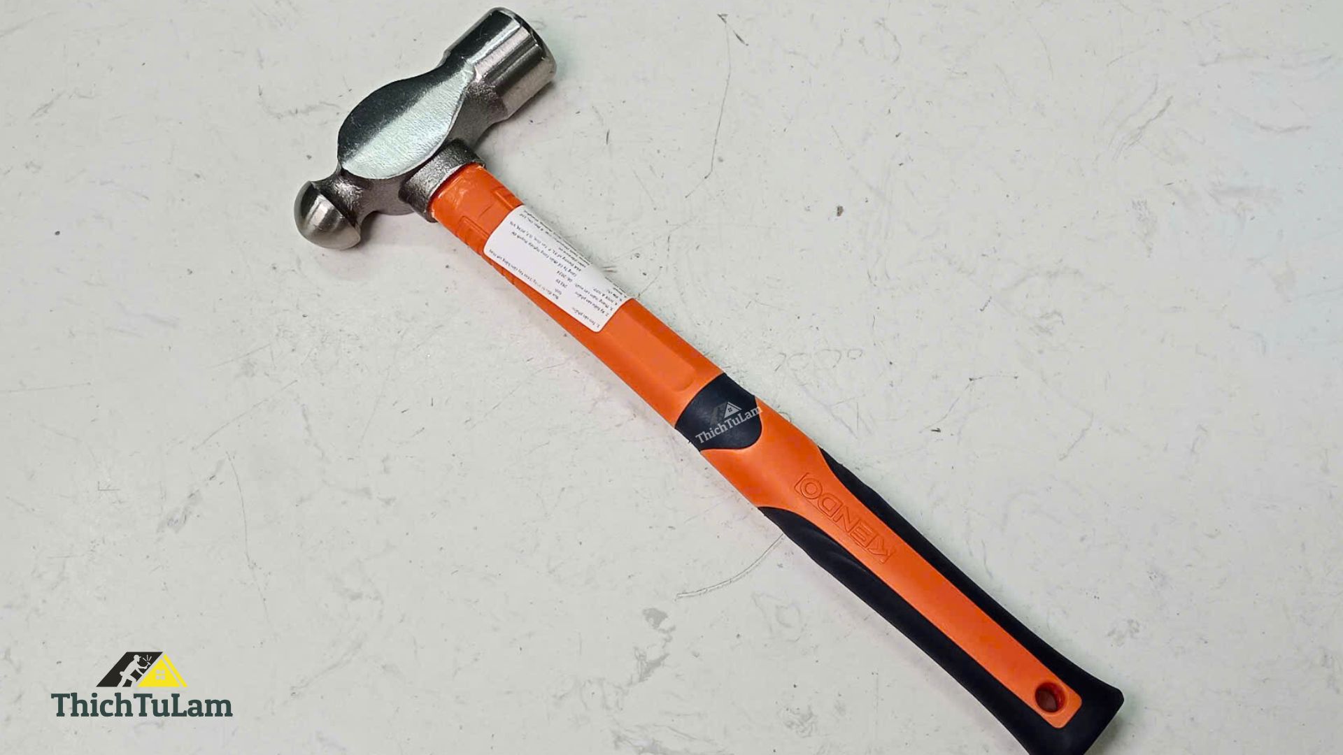 Búa đầu bi 450g16oz tay cầm bằng sợi thủy tinh Kendo 25139