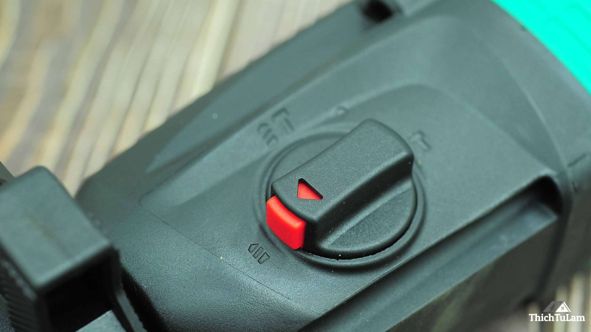 Các Chế Độ Hoạt Động Máy khoan DCA AZC05-26B