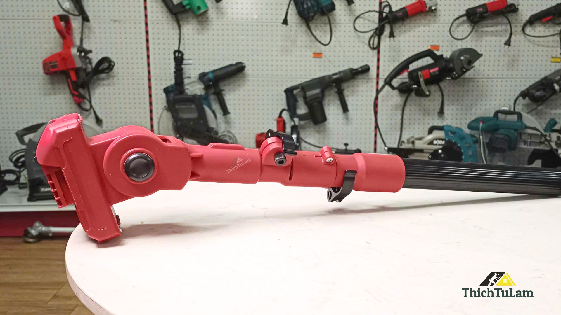 Cần kéo dài của máy cắt cành Amaxtools AKCC-C001