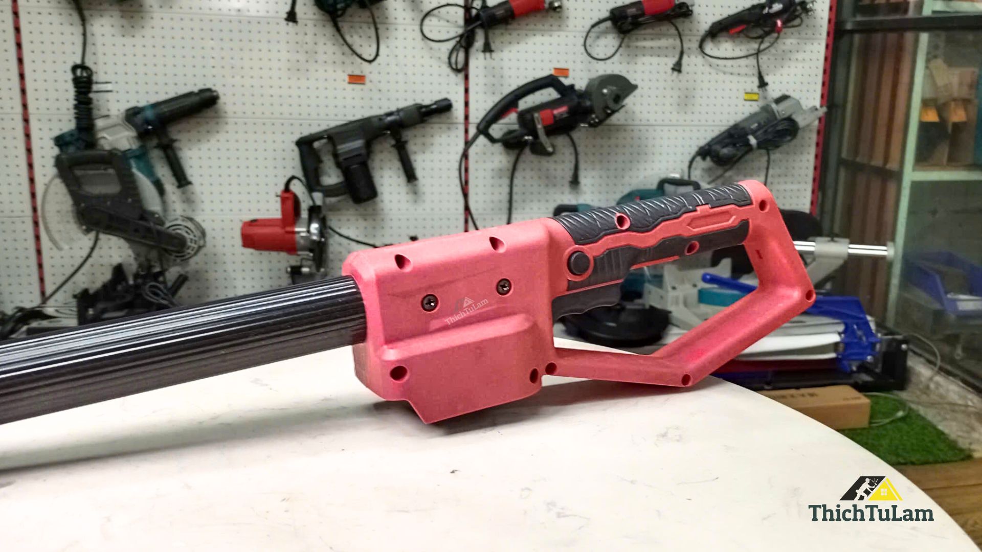 Cần kéo dài của máy cắt cành Amaxtools AKCC-C001