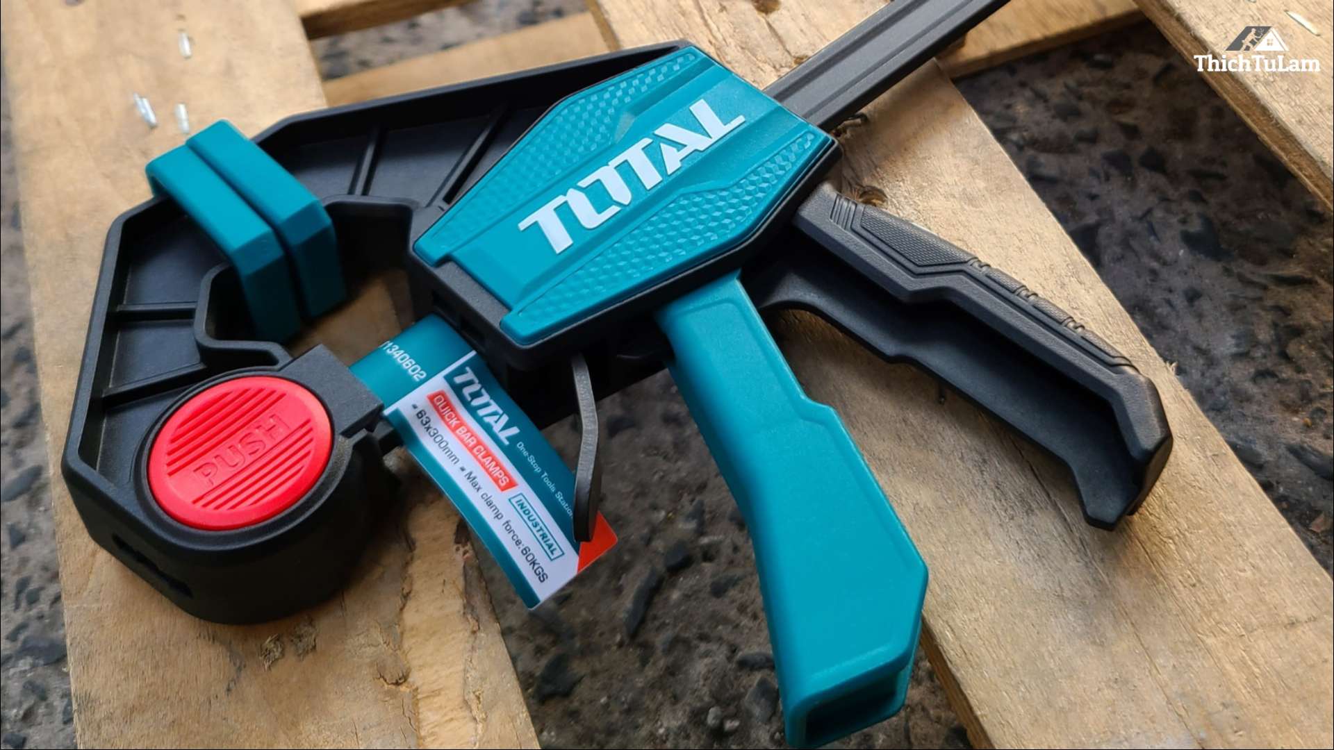 Cảo kẹp nhanh chữ F 12inch Total THT1340602