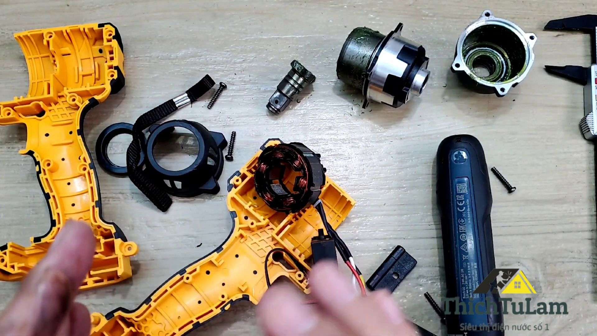 Chi tiết từng linh kiện