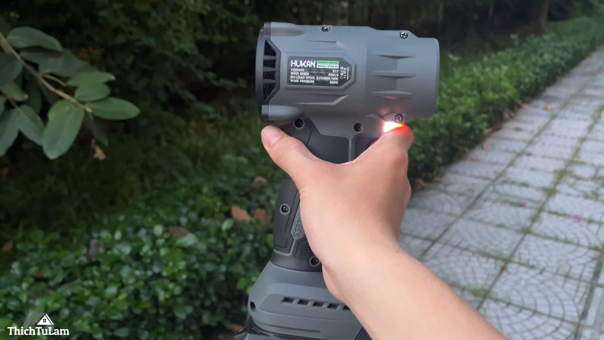 Máy thổi phản lực pin Hukan G2TPL-F3