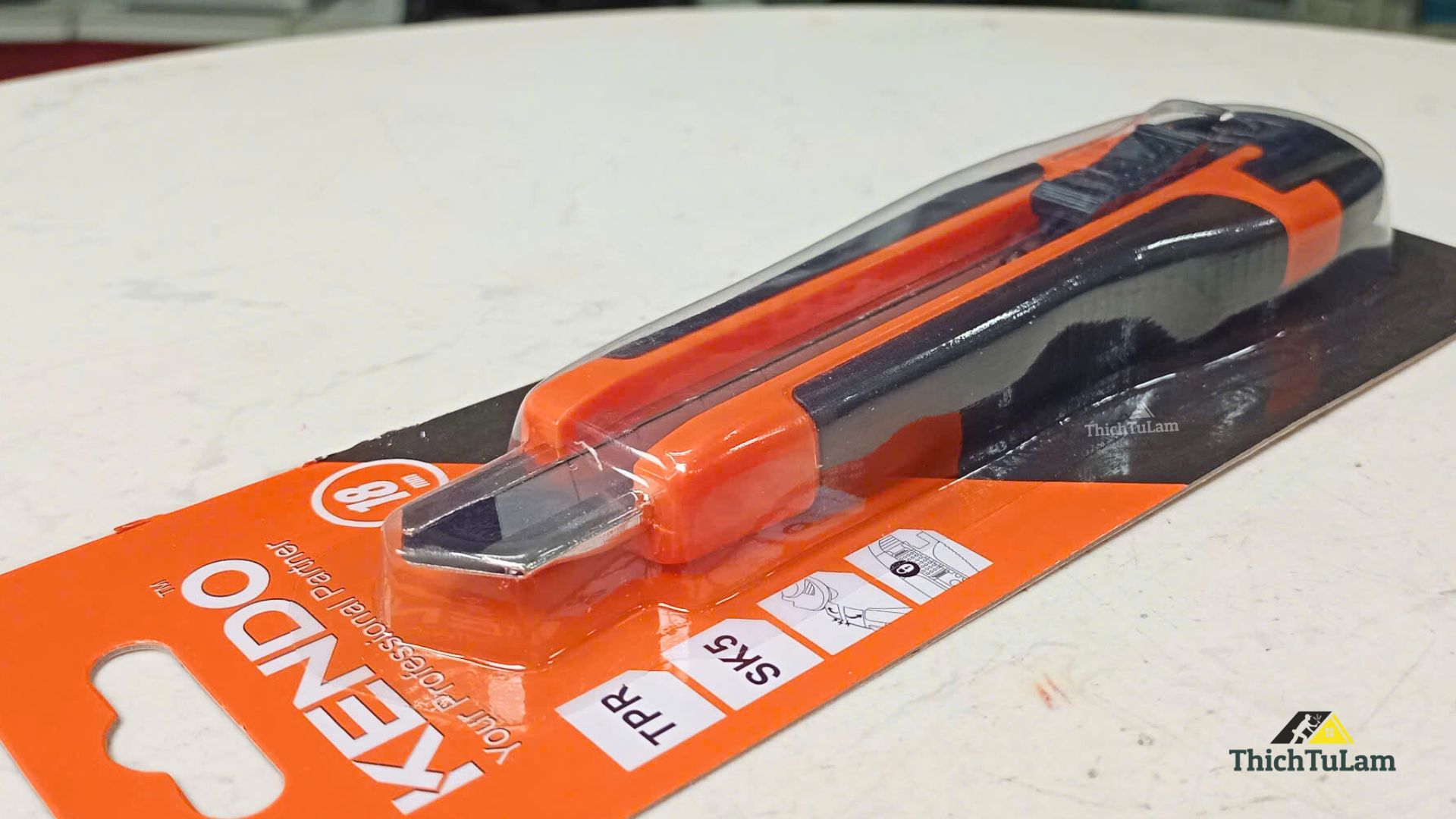 Dao rọc giấy 18mm Kendo 30615