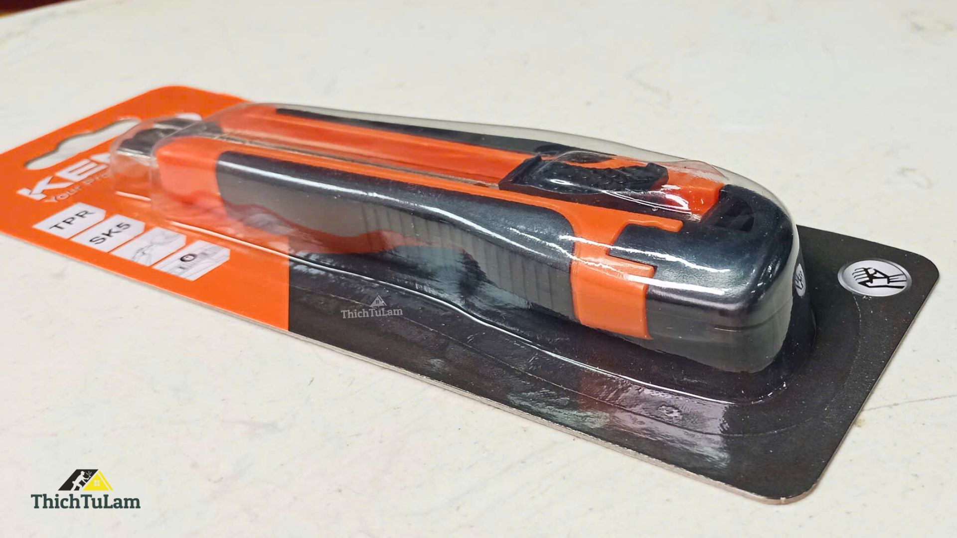 Dao rọc giấy 18mm Kendo 30615