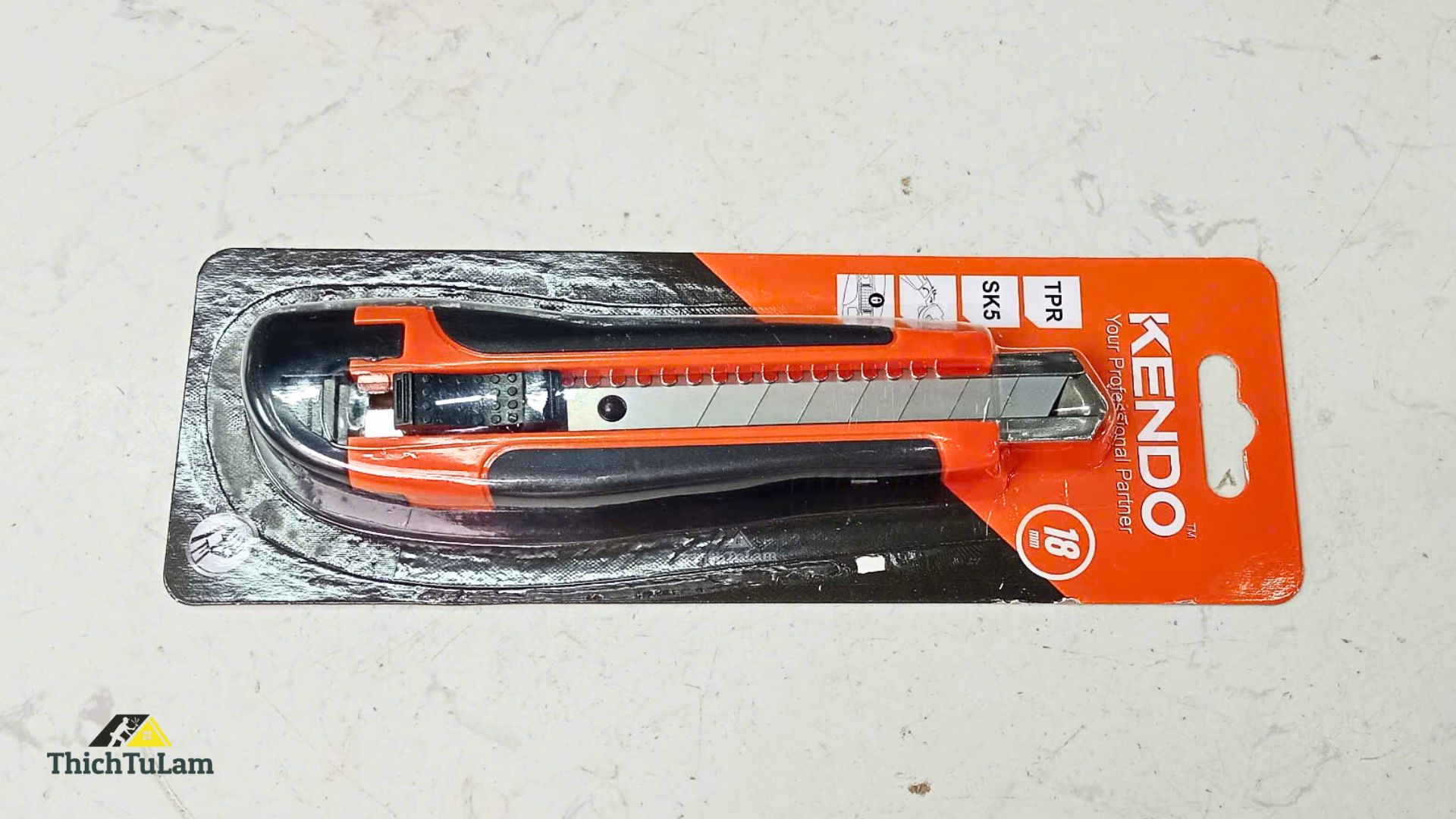 Dao rọc giấy 18mm Kendo 30615