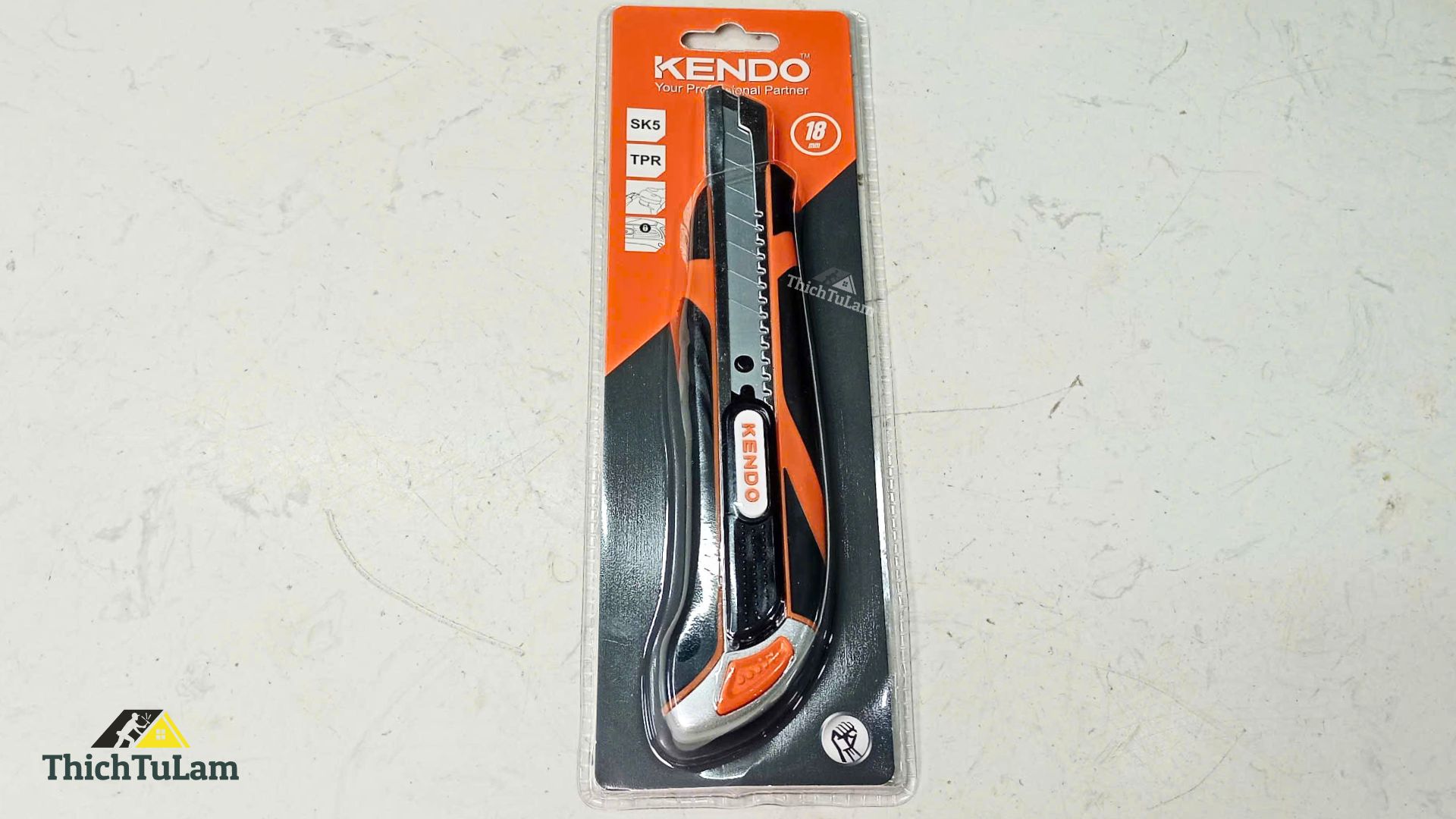 Dao rọc giấy 18mm lưỡi tự rút siêu an toàn Kendo 30611