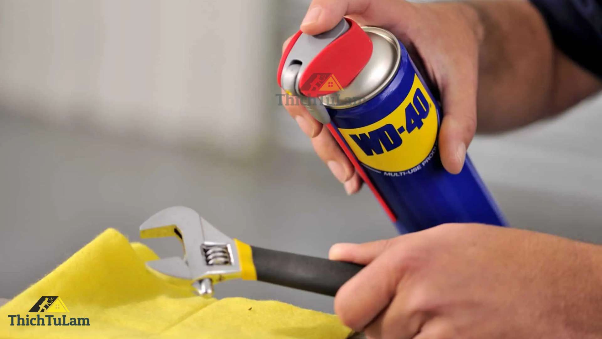 Dầu bôi trơn tẩy gỉ sét đa năng dòng Smart Straw 432ml WD-40 880551/88055