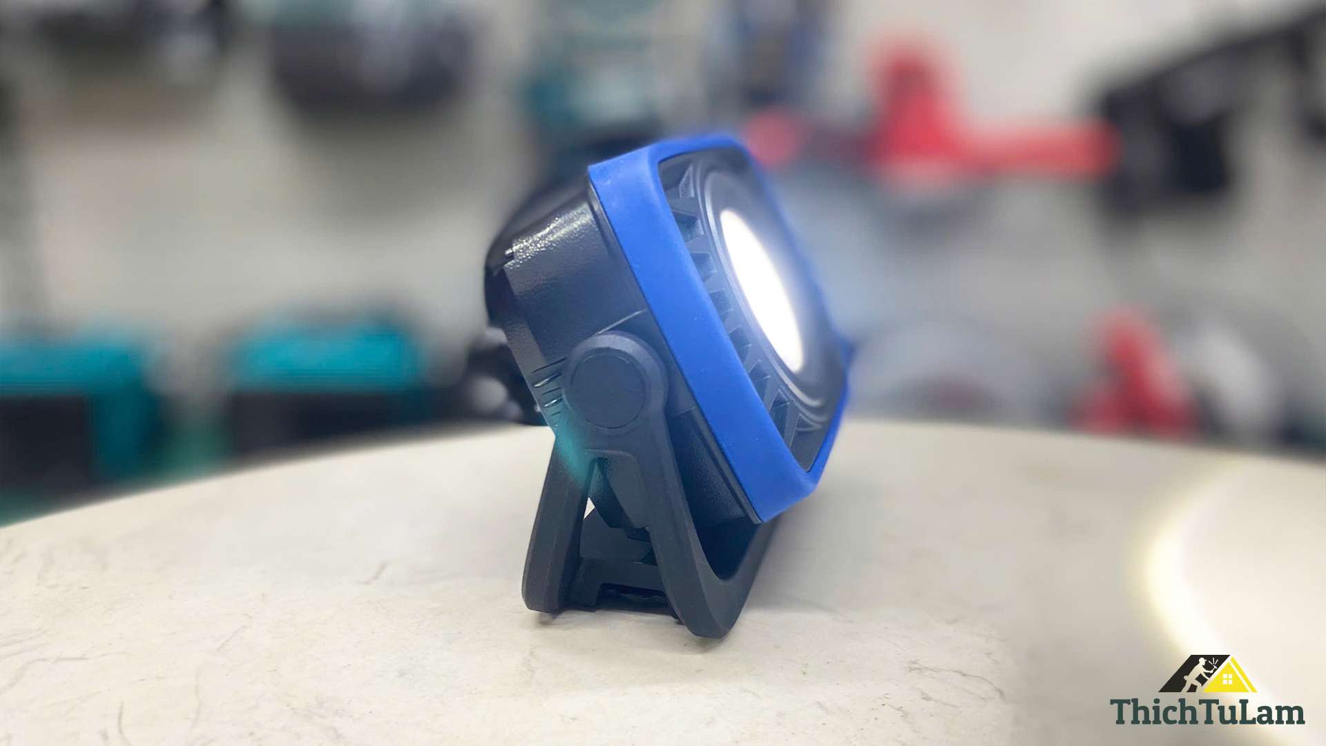 Đèn Led cắm trại Kingblue LED1500