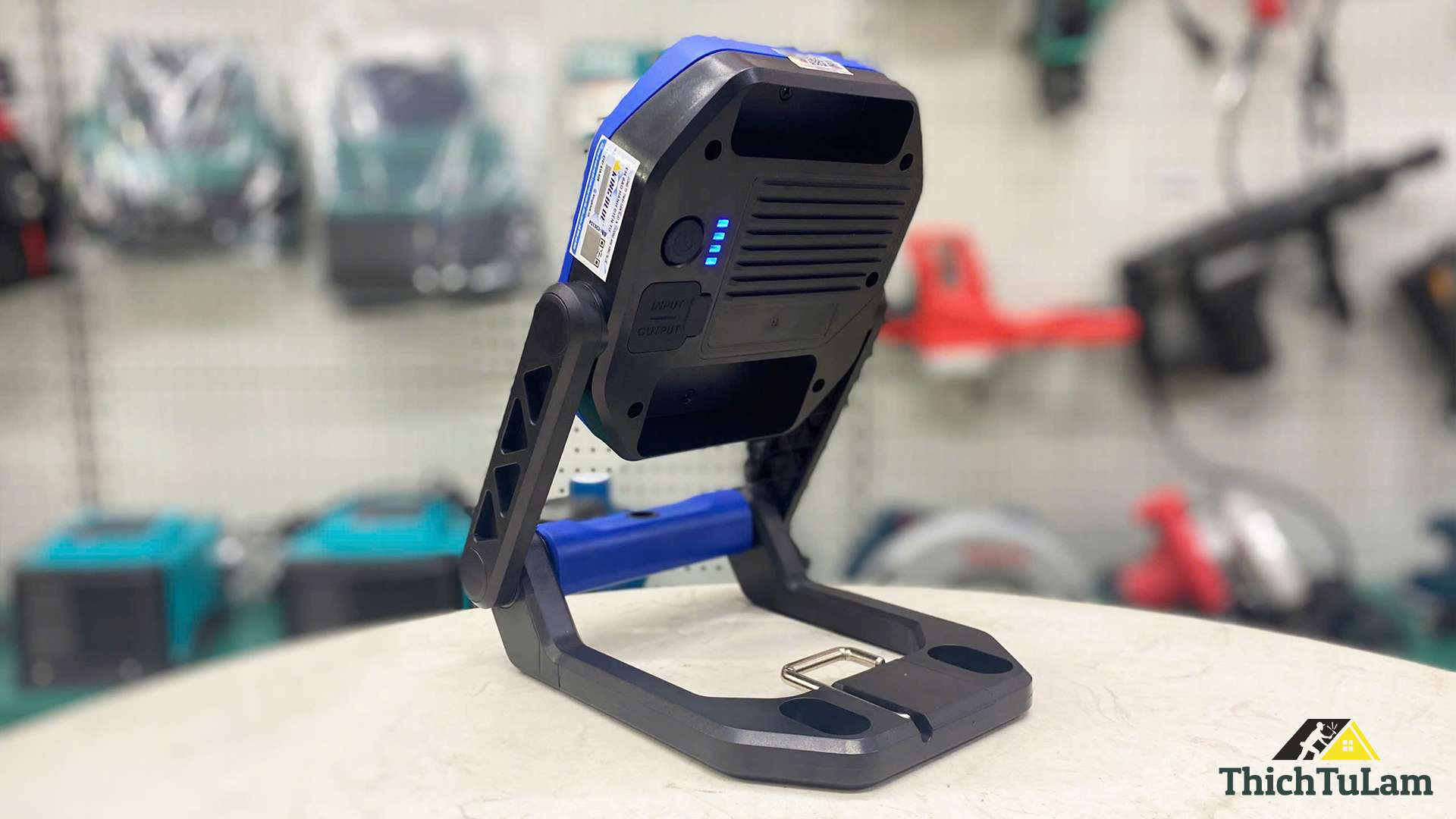 Đèn Led cắm trại Kingblue LED2000