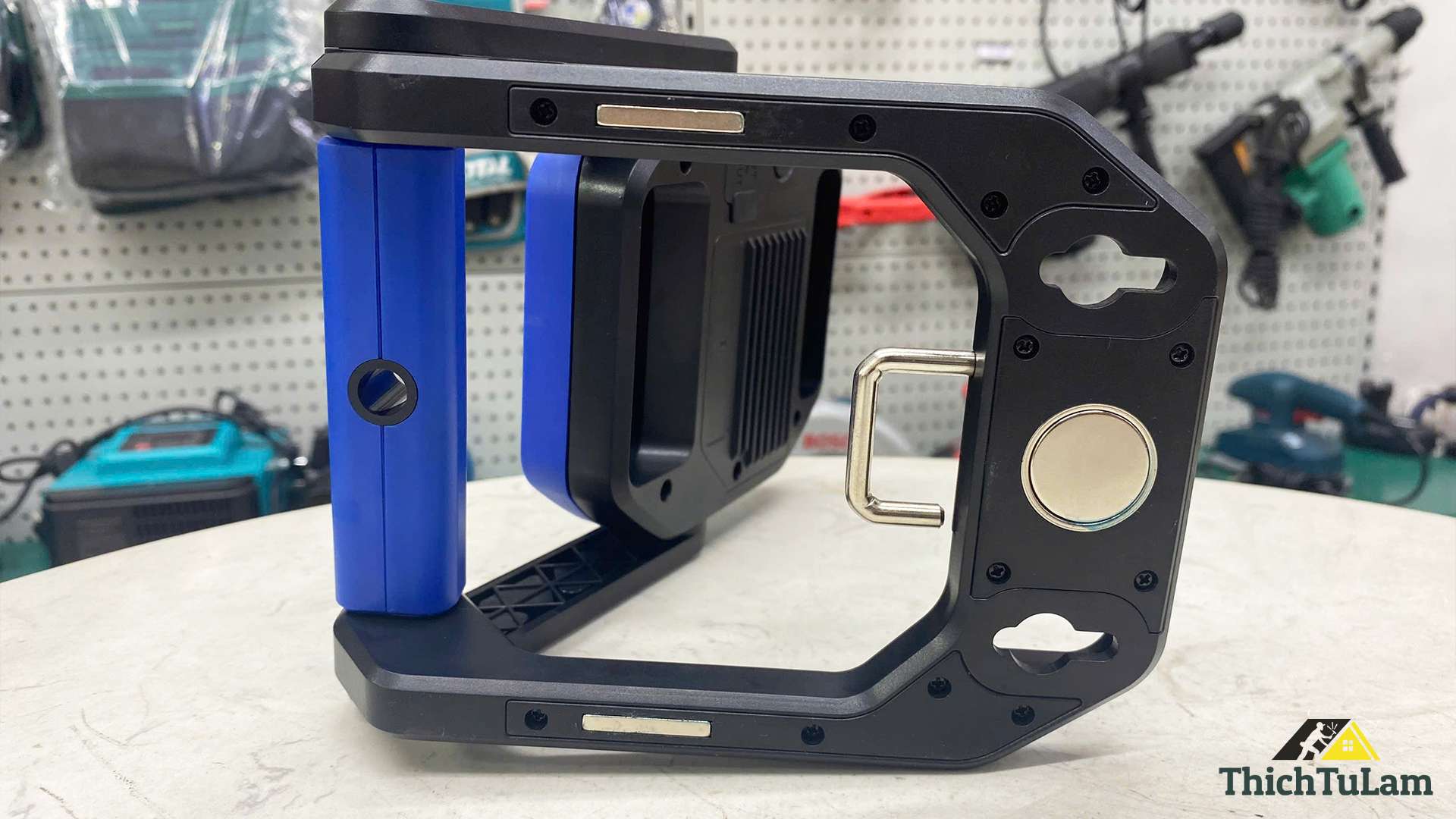 Đèn Led cắm trại Kingblue LED2000