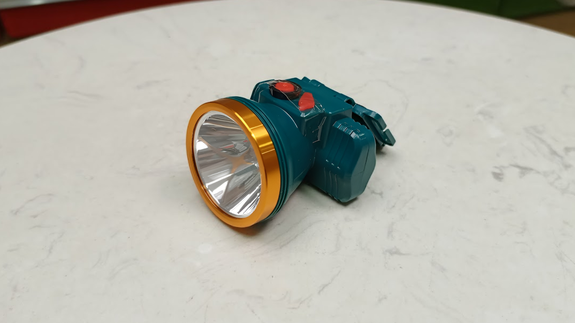 Đèn pin Led sạc tích điện 3W AKKO STAR 88655