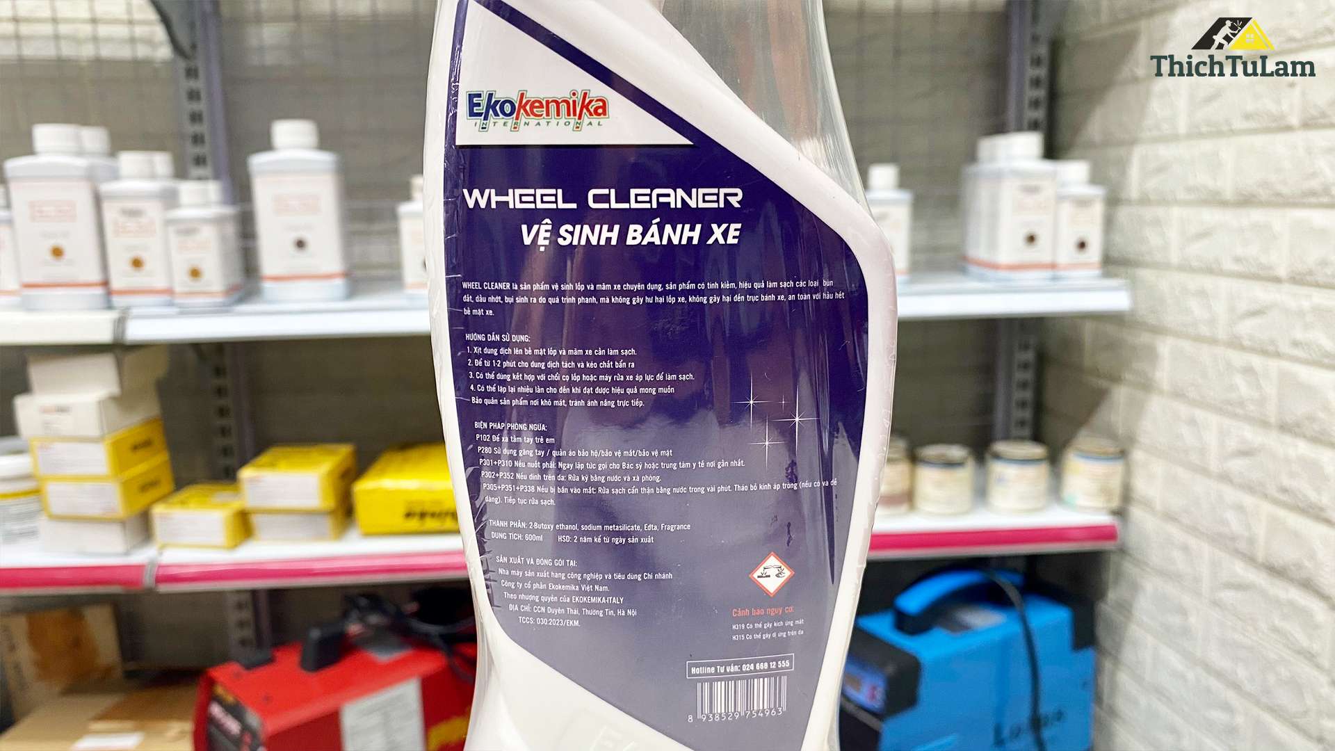 Dung dịch vệ sinh bánh xe 600ml Ekokemika WHEEL CLEANER