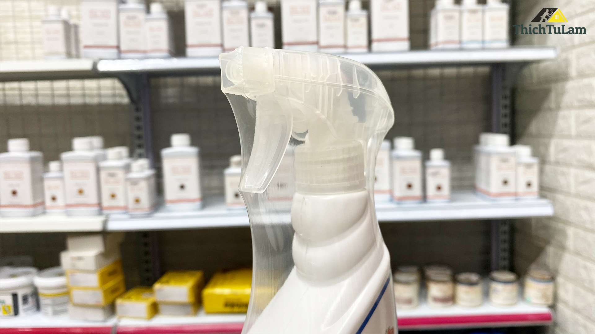 Dung dịch vệ sinh khoang động cơ 600ml Ekokemika X-ENGINE