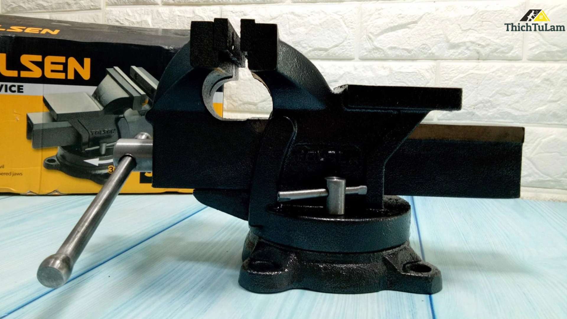 Ê tô để bàn Tolsen 10104