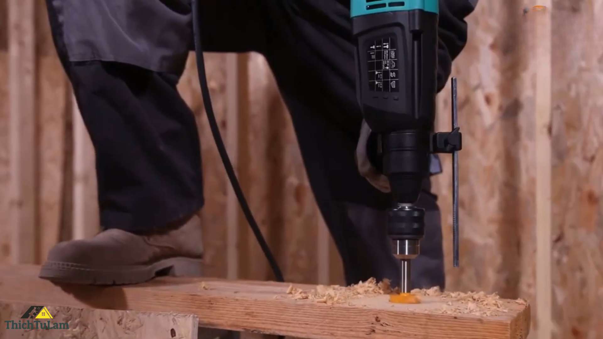 Hiệu Suất Thực Tế Khi thử nghiệm máy khoan DCA AZC05-26B