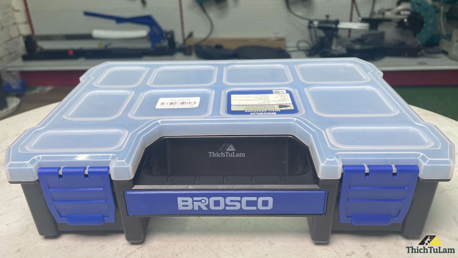 Hộp nhựa đựng đồ nghề 10 ngăn kích thước 29x22x6.7cm Brosco BR720290