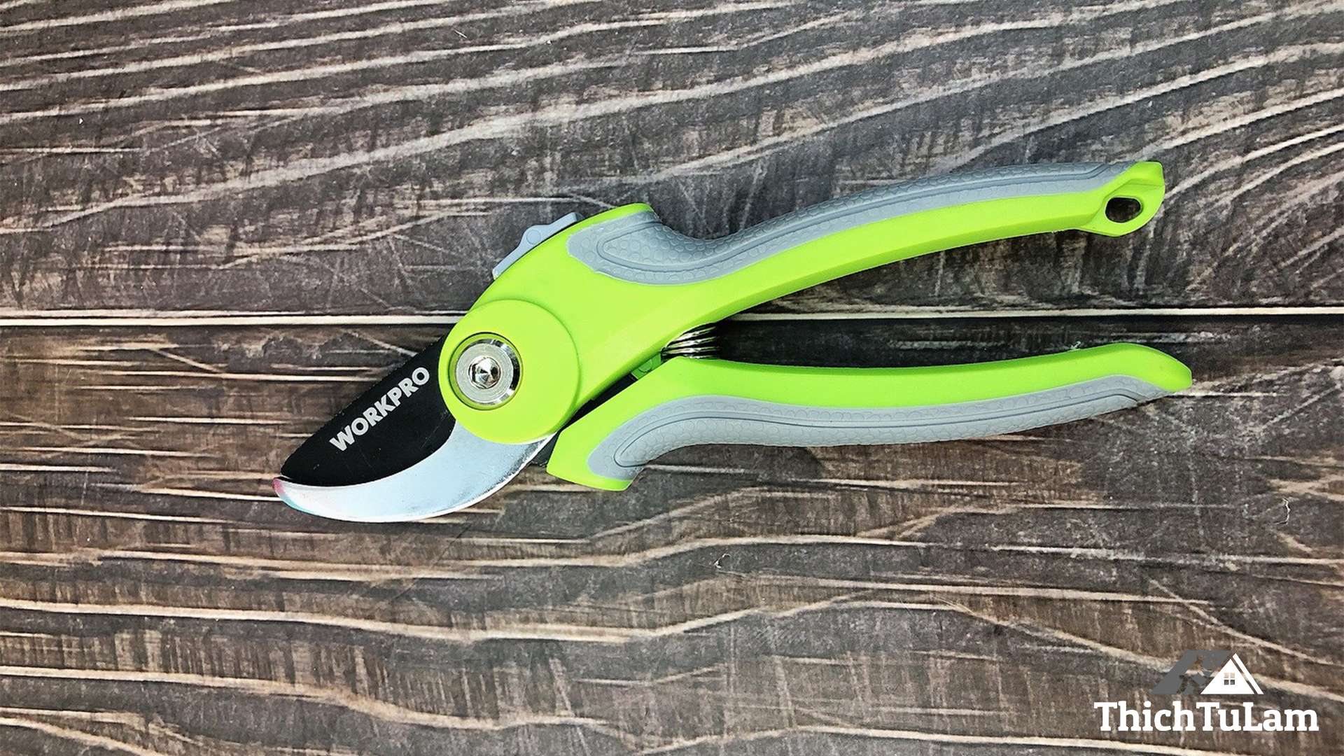 Kéo cắt cành mũi cong dài 190mm Workpro W151007