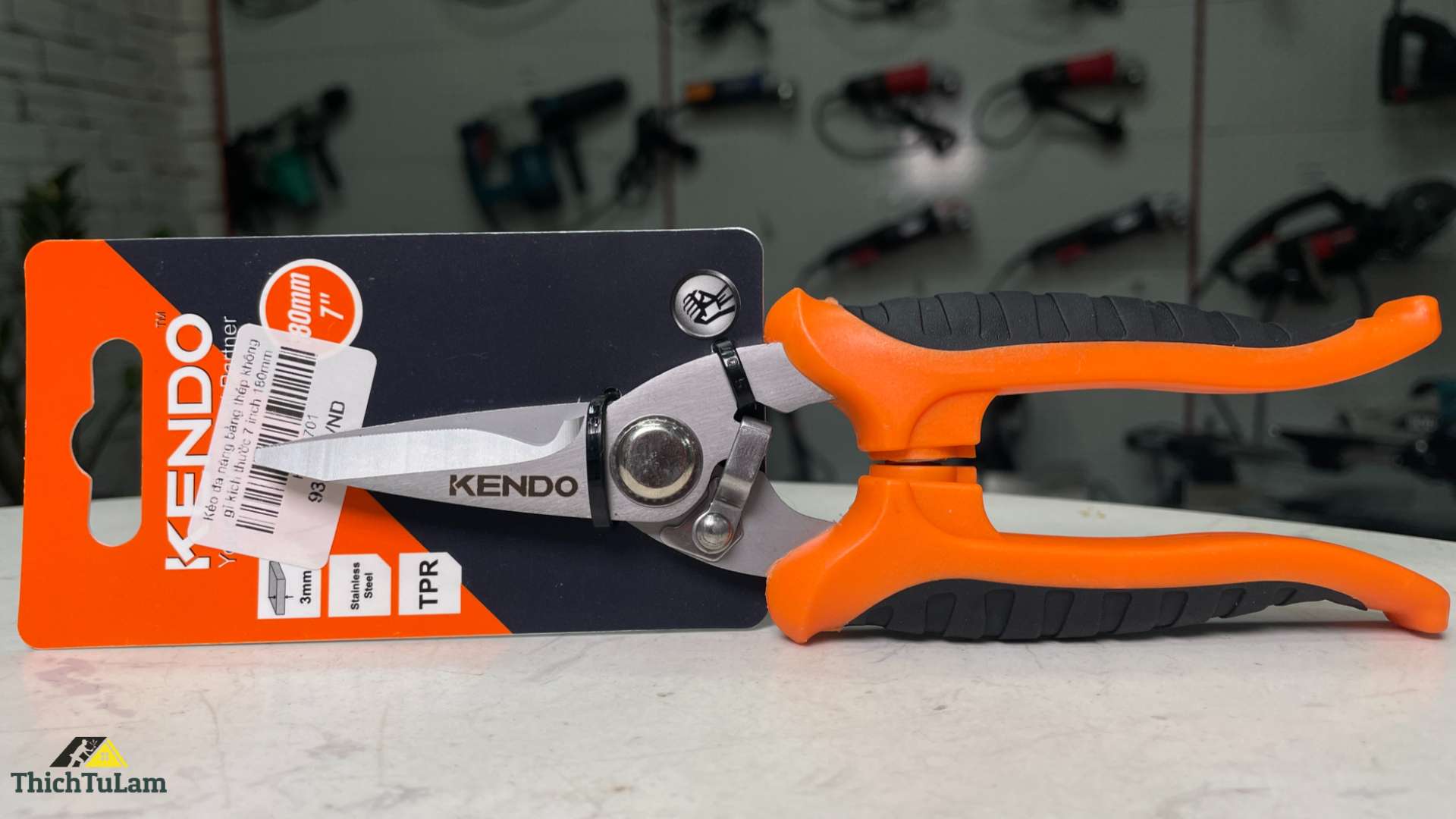 Kéo đa năng bằng thép không gỉ kích thước 7 inch 180mm Kendo 30701