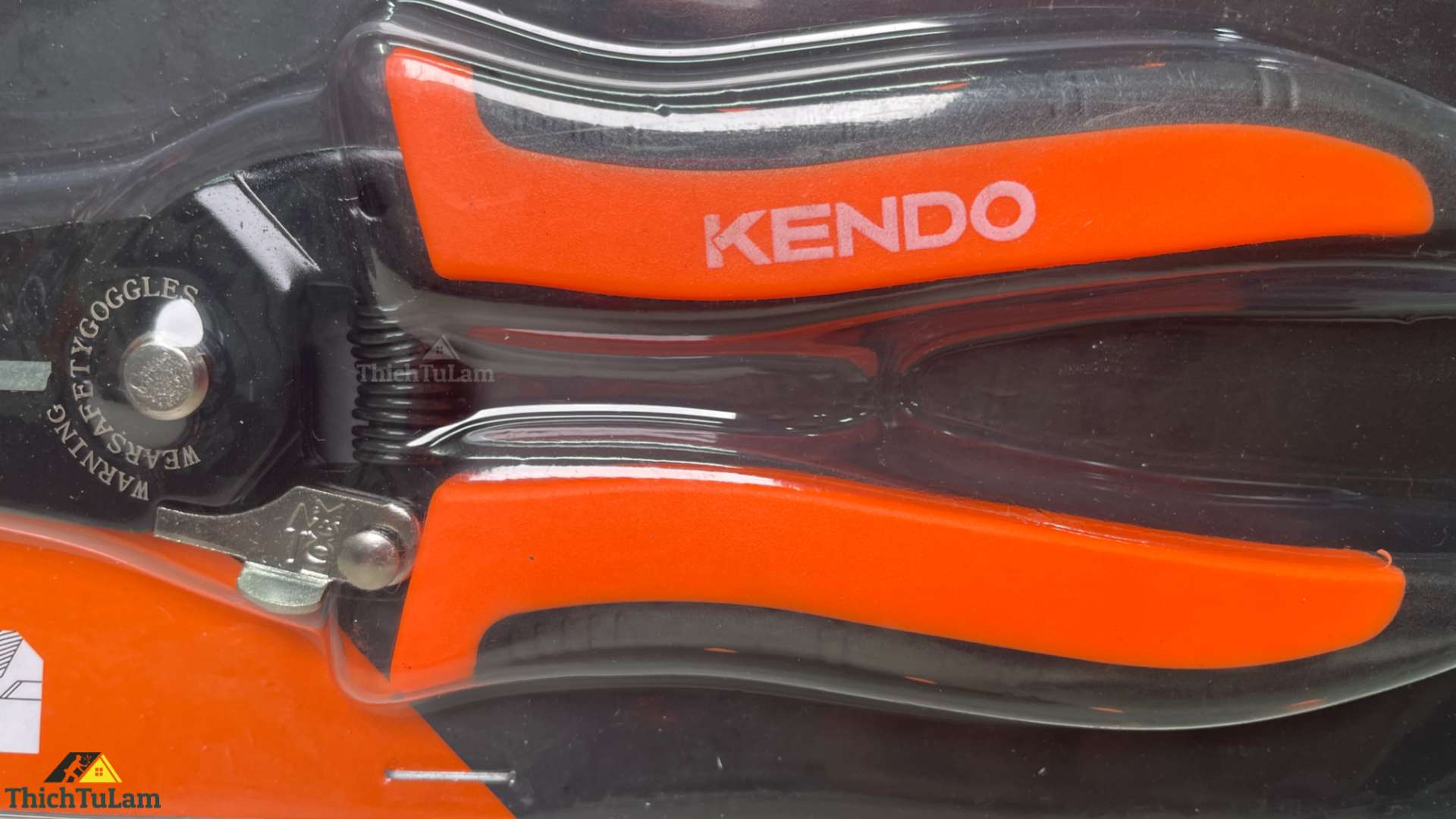 Kìm tuốt dây điện 0.6-2.6mm kích thước 7inch 175mm Kendo 11703