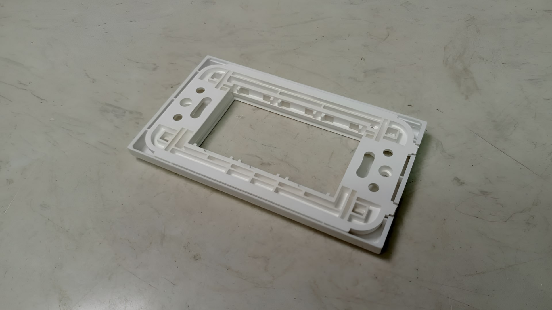 Mặt 3 trắng hạt nhỏ Vonta 054V063S