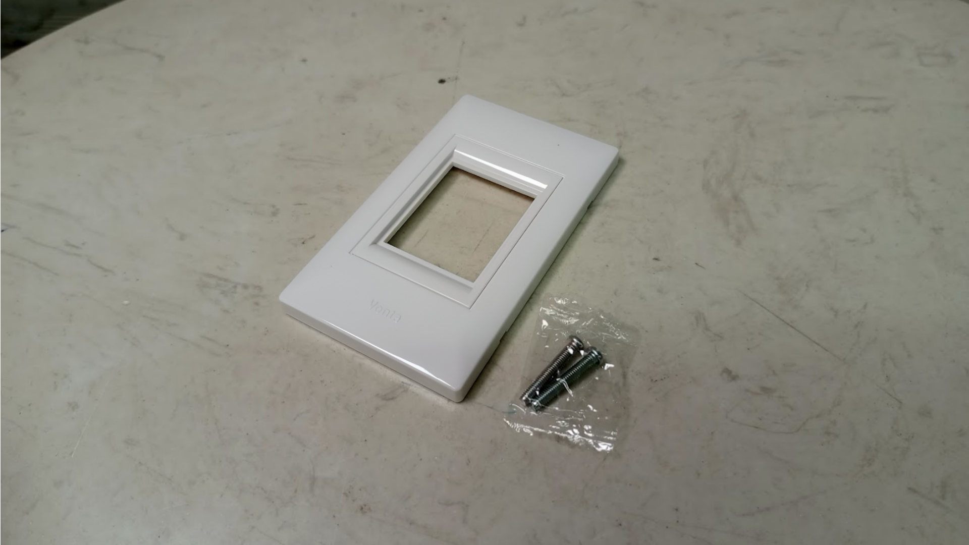 Mặt Cb tép đôi Vonta 053VM012