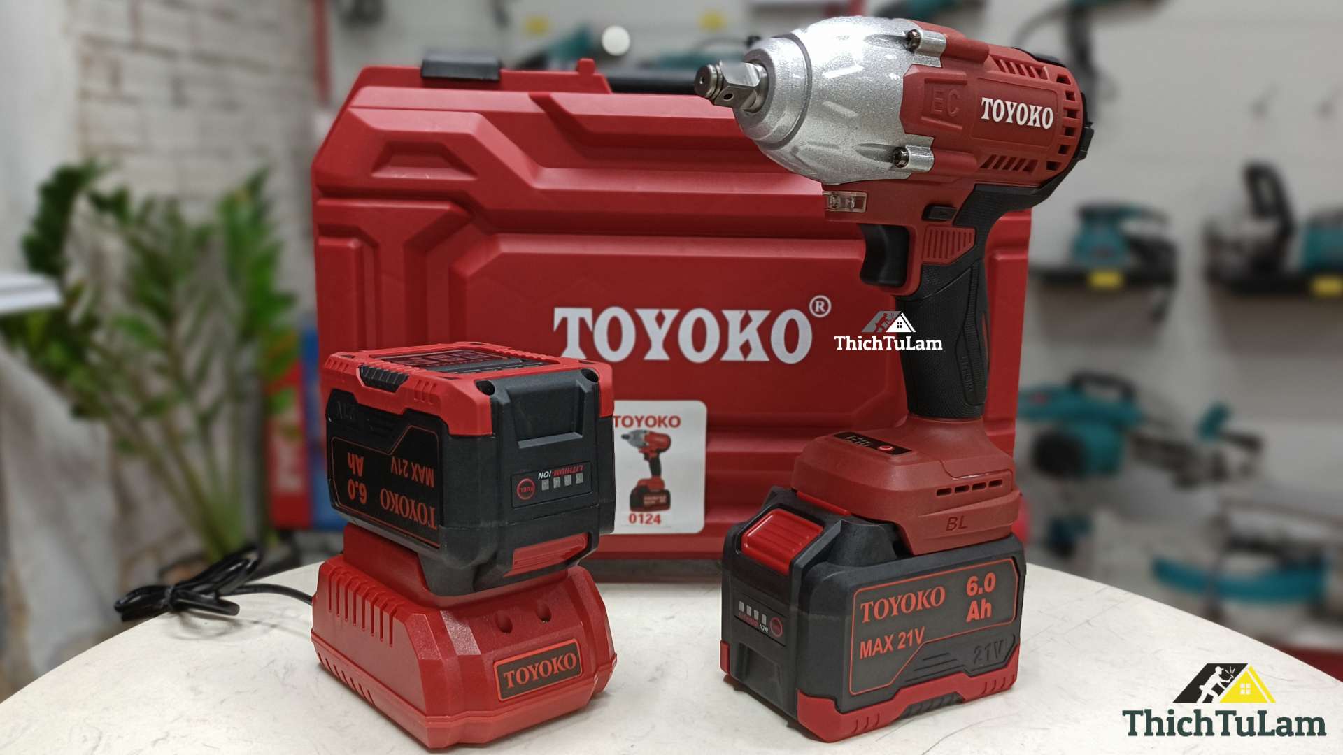 Máy bắn bu lông 600N.m Toyoko T0124F