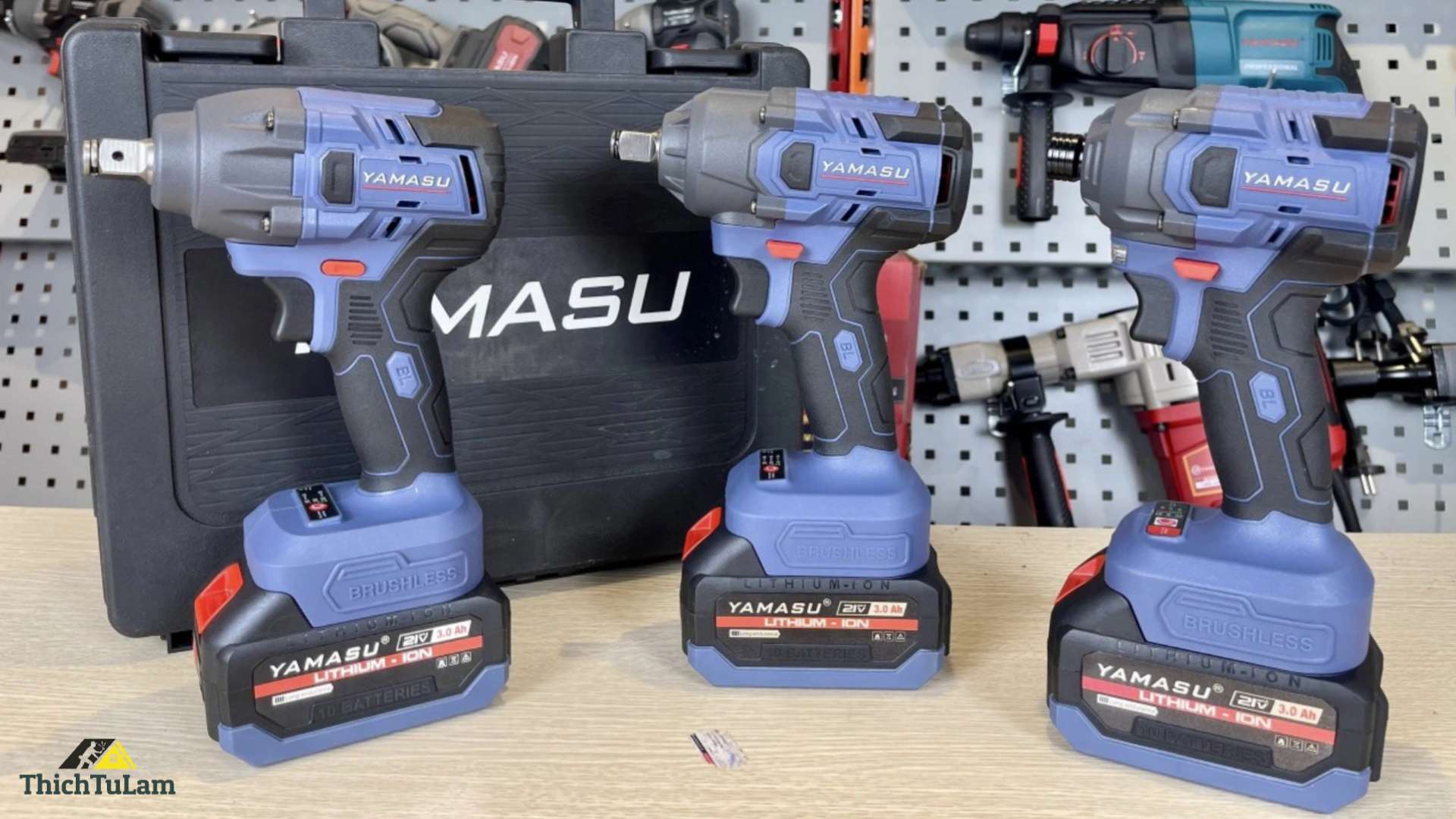 Máy bắn Bu lông pin 21v 500Nm đầu 1/2 Yamasu M500BL